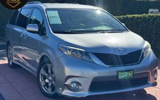 2017 Toyota Sienna SE
