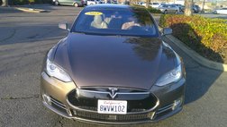 2015 Tesla Model S 85