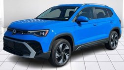 2025 Volkswagen Taos SE 4Motion