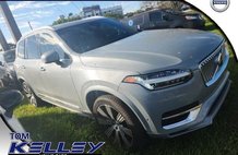 2024 Volvo XC90 Recharge T8 Ultimate Bright Theme 7P