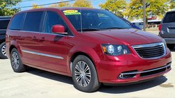 2014 Chrysler Town and Country S