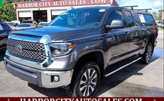 2018 Toyota Tundra SR5