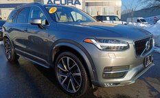 2018 Volvo XC90 T6 Momentum