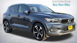 2021 Volvo XC40 T5 Momentum