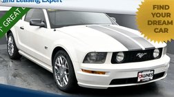 2005 Ford Mustang GT Deluxe