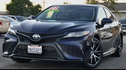 2022 Toyota Camry Hybrid SE