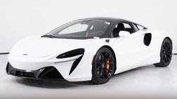 2023 McLaren Artura Base
