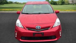 2014 Toyota Prius v Two