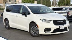 2024 Chrysler Pacifica Hybrid Select
