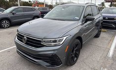 2023 Volkswagen Tiguan SE R-Line Black