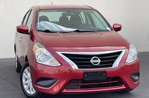 2018 Nissan Versa SV
