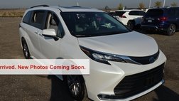 2024 Toyota Sienna XLE
