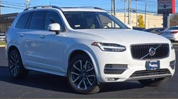 2017 Volvo XC90 T6 Momentum