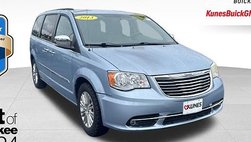 2013 Chrysler Town and Country Touring-L