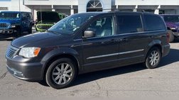 2015 Chrysler Town and Country Touring