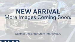 2025 Volvo XC60 B5 Plus Dark Theme