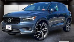 2022 Volvo XC40 T5 R-Design
