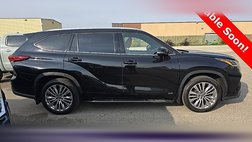 2023 Toyota Highlander Hybrid Platinum