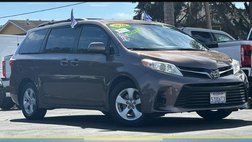 2020 Toyota Sienna LE