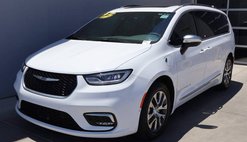 2025 Chrysler Pacifica Hybrid Pinnacle
