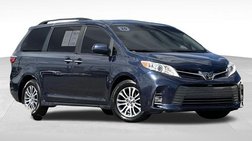 2020 Toyota Sienna XLE