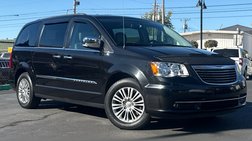 2013 Chrysler Town and Country Touring-L
