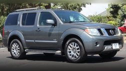 2008 Nissan Pathfinder LE