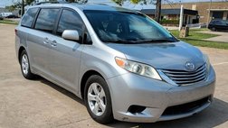 2017 Toyota Sienna LE 8-Passenger