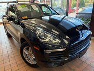 2018 Porsche Cayenne Standard