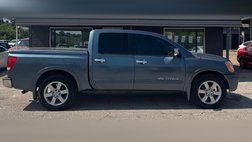 2010 Nissan Titan XE Crew Cab 2WD SWB