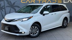 2022 Toyota Sienna XLE