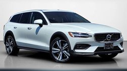 2023 Volvo V60 Cross Country B5 Plus