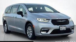 2024 Chrysler Pacifica Touring