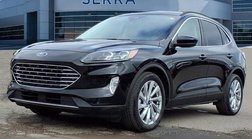 2022 Ford Escape Hybrid Titanium