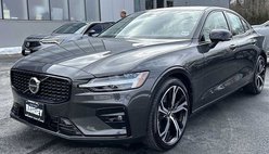 2025 Volvo S60 B5 Plus
