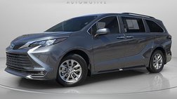 2025 Toyota Sienna XLE