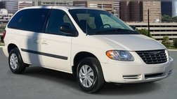 2005 Chrysler Town and Country Base