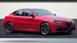 2025 Alfa Romeo Giulia Intensa