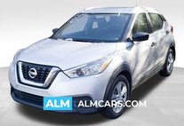 2019 Nissan Kicks S