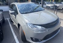 2020 Chrysler Pacifica Launch Edition