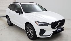 2025 Volvo XC60 B5 Core Dark Theme