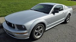 2005 Ford Mustang GT Premium