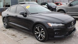 2024 Volvo S60 B5 Plus Dark Theme