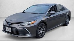 2023 Toyota Camry Hybrid XLE