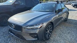 2021 Volvo S60 T5 Momentum