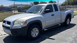 2006 Mitsubishi Raider Duro Cross V6
