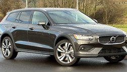 2025 Volvo V60 Cross Country B5 Plus