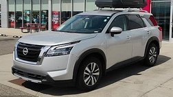 2024 Nissan Pathfinder SL