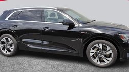 2022 Audi e-tron quattro Premium Plus