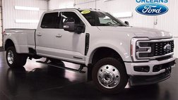 2025 Ford F-450 Super Duty Platinum